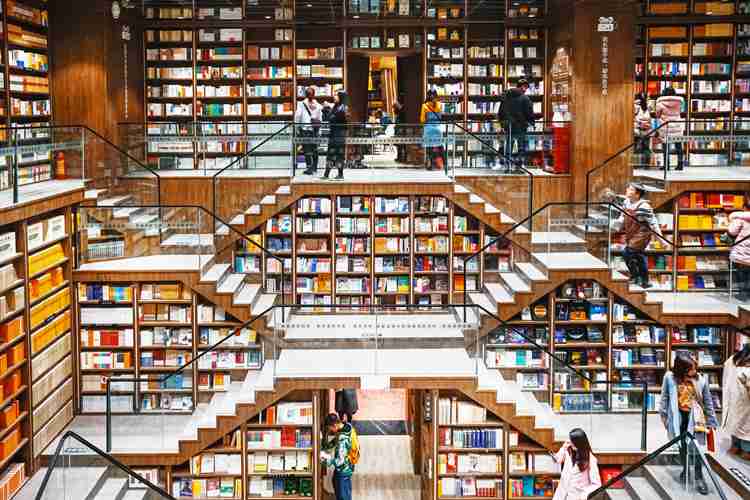 出版封面，數(shù)字時(shí)代的閱讀革命，電子書與紙質(zhì)書的未來